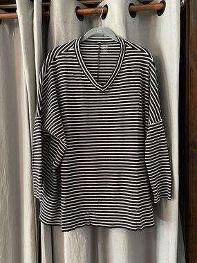 Planet by Lauren G V-Neck Pima Cotton Long Sleeve Tee, Women’s One Size